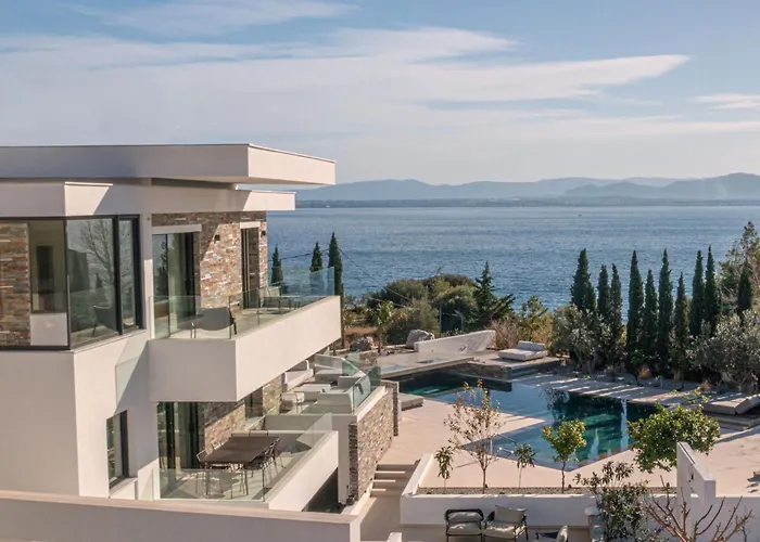 Elia Cove Luxury Villas & Residences