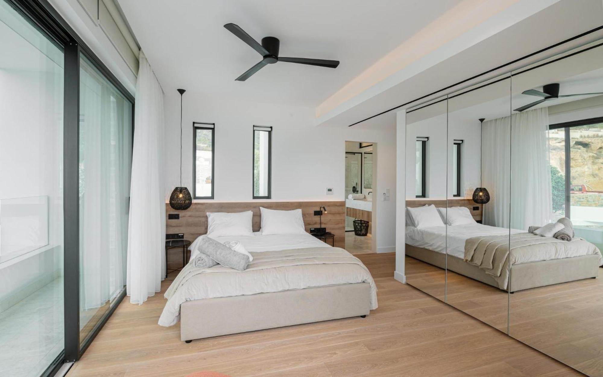 Elia Cove Luxury & Residences Corinth