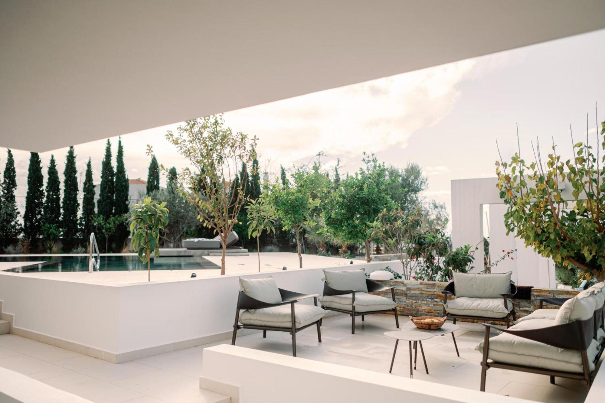 Elia Cove Luxury & Residences Villa